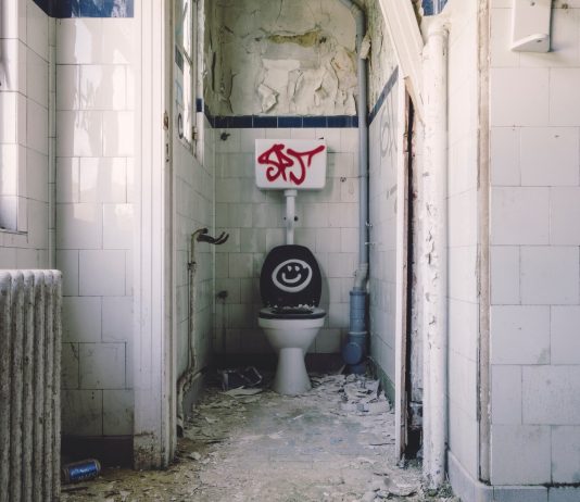 Flush Toilet -Obaboy